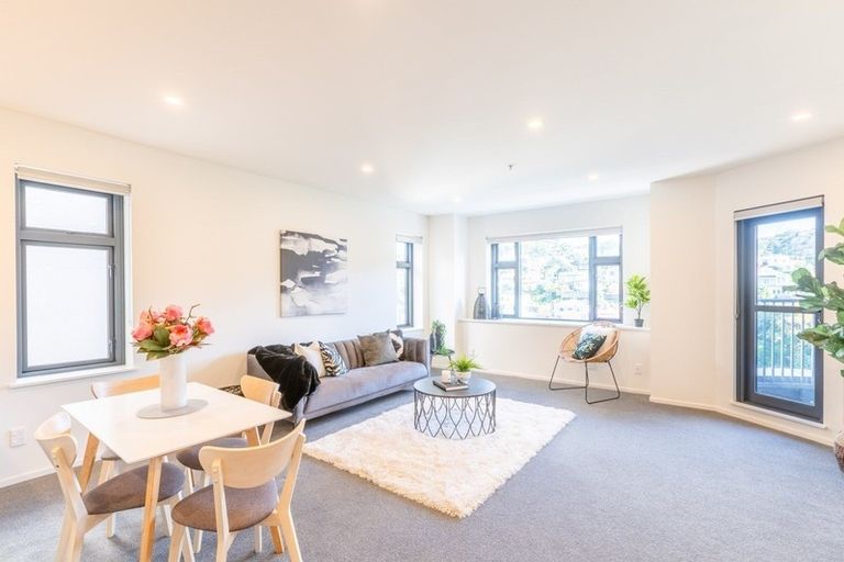 Photo of property in Terrace Garden Apartments, 14a/120 The Terrace, Wellington Central, Wellington, 6011