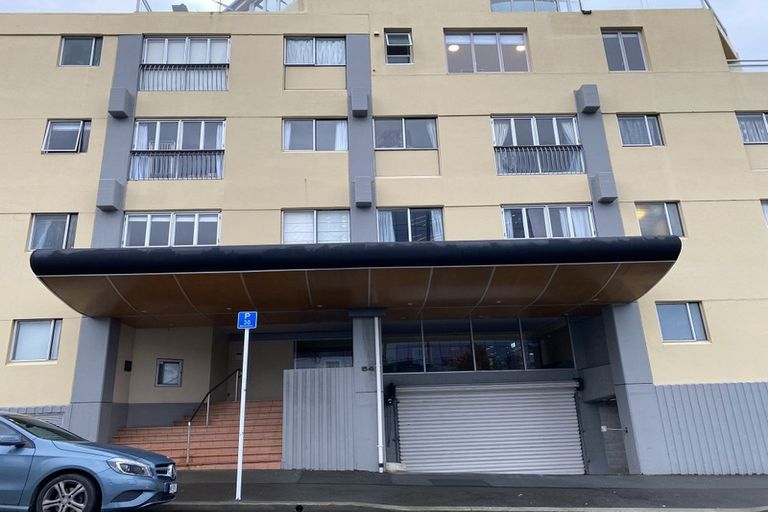 Photo of property in Capital Hill Apartments, 13/54u Hill Street, Thorndon, Wellington, 6011
