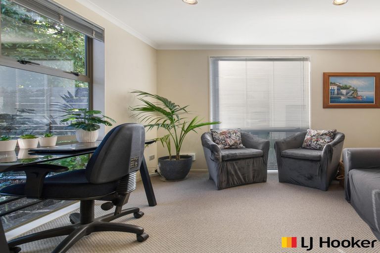 Photo of property in 30 Reins Road, Takanini, 2112