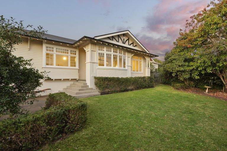 Photo of property in 410 River Road, Fairfield, Hamilton, 3214