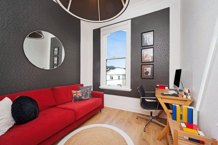 Photo of property in 18 Hall Street, Newtown, Wellington, 6021