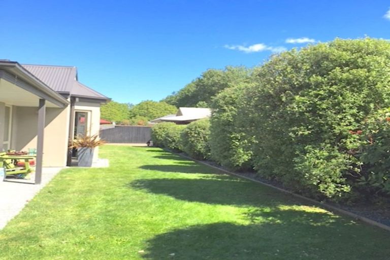 Photo of property in 33 William Dawson Crescent, Wigram, Christchurch, 8025