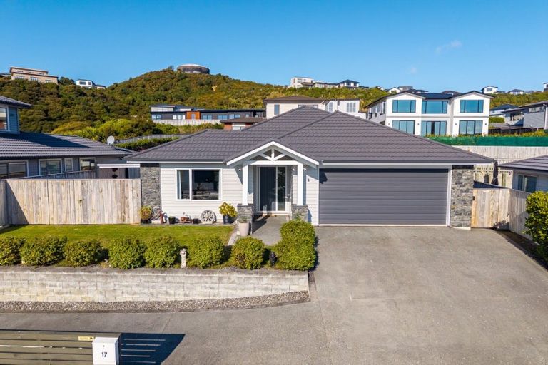 Photo of property in 17 Waitaria Terrace, Aotea, Porirua, 5024