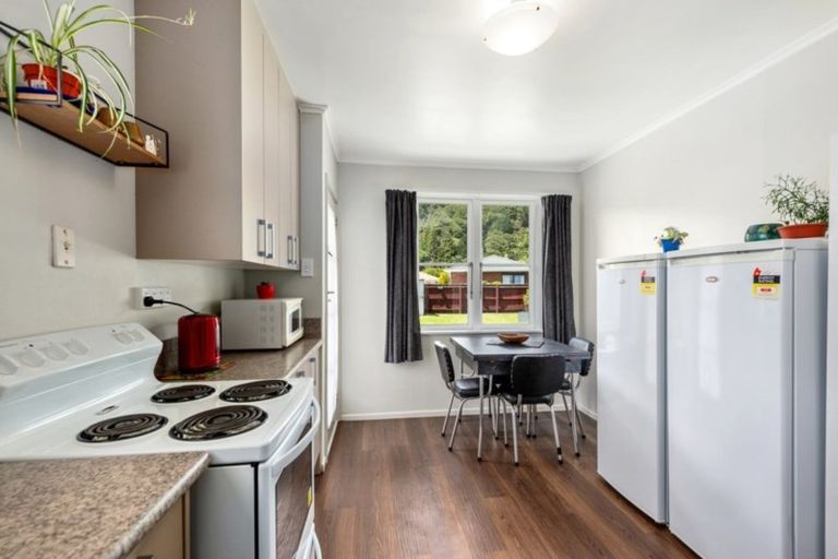 Photo of property in 49 Wilford Street, Wallaceville, Upper Hutt, 5018