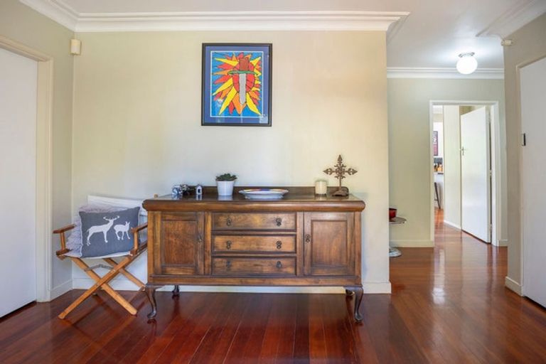 Photo of property in 62 Grande Vue Road, Hillpark, Auckland, 2102