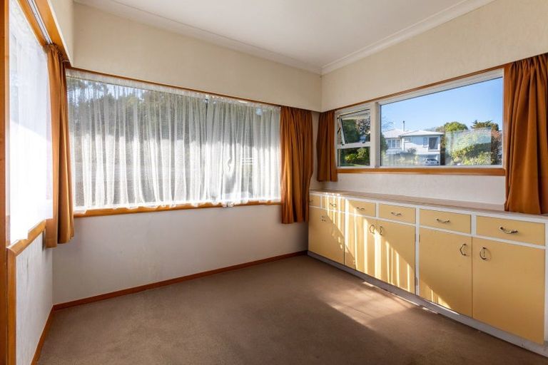 Photo of property in 18 Richardson Street, Woodville, 4920