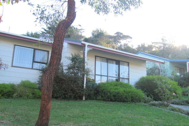 Photo of property in 19 Seagull Place, Whitby, Porirua, 5024