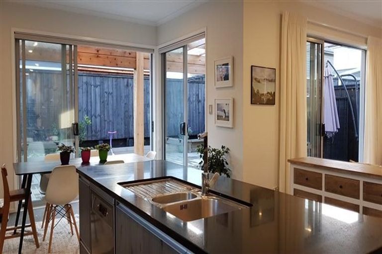 Photo of property in 7 Touhou Road, Hobsonville, Auckland, 0618