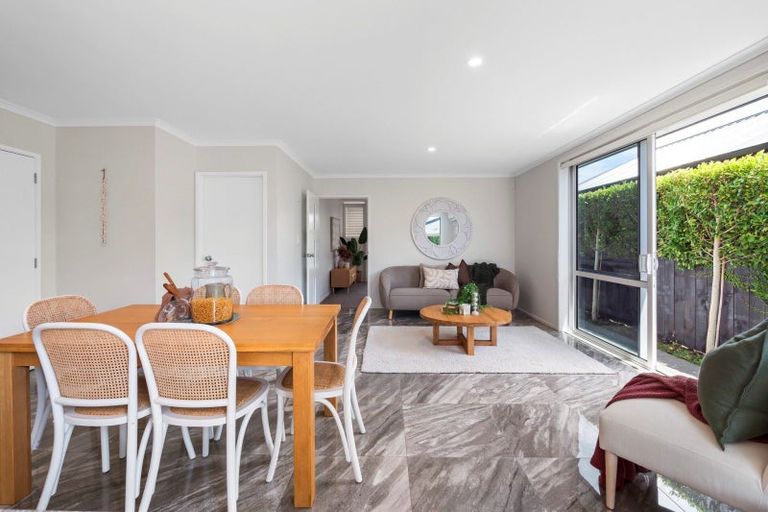 Photo of property in 17 Pimelea Street, Papamoa Beach, Papamoa, 3118