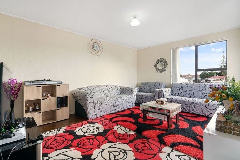 Photo of property in 4/48 Taitimu Drive, Weymouth, Auckland, 2103