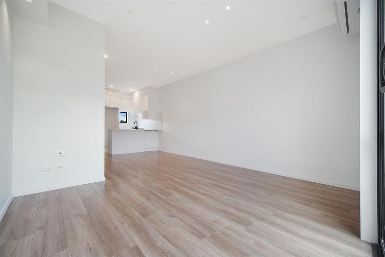 Photo of property in 17 Hearth Street, Flat Bush, Auckland, 2019