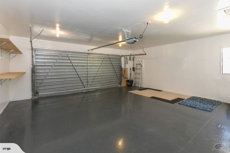 Photo of property in 42 Sailmaker Close, Whitby, Porirua, 5024