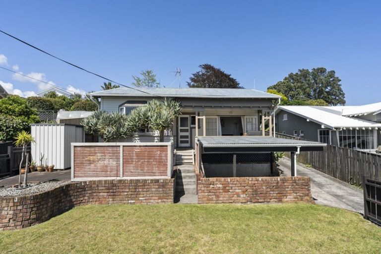 Photo of property in 1/22 Dartmoor Avenue, Westown, New Plymouth, 4310