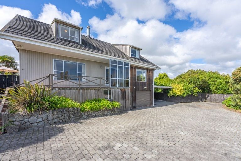 Photo of property in 65 Lupin Road, Otaki, 5512