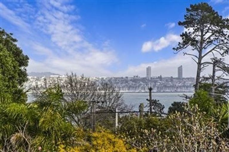 Photo of property in 16 Sydney Street, Hauraki, Auckland, 0622