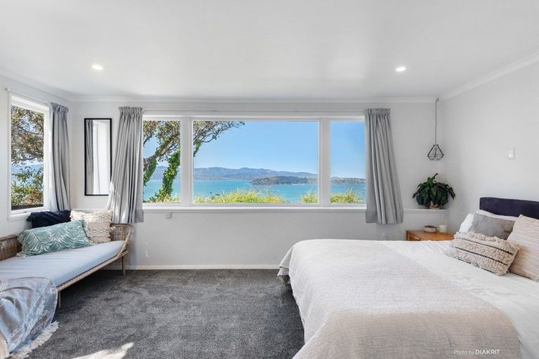 Photo of property in 15b Waru Street, Khandallah, Wellington, 6035