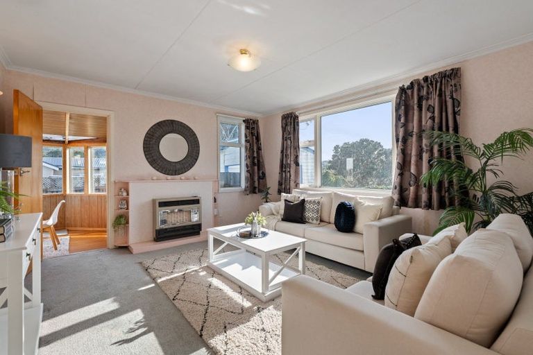 Photo of property in 68 Fraser Avenue, Johnsonville, Wellington, 6037