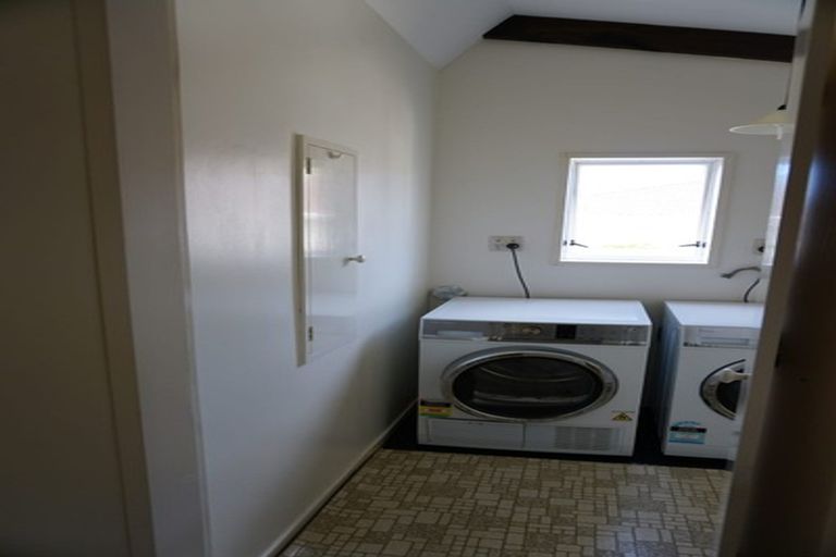 Photo of property in 39b Parkvale Road, Karori, Wellington, 6012