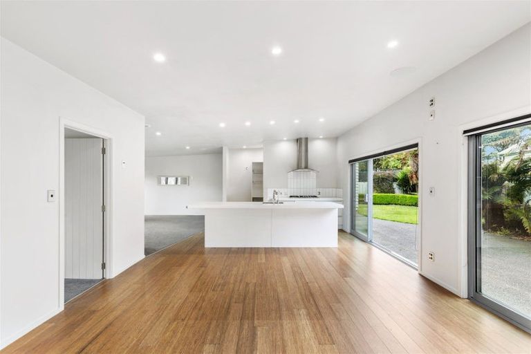 Photo of property in 30a Brougham Street, Westport, 7825