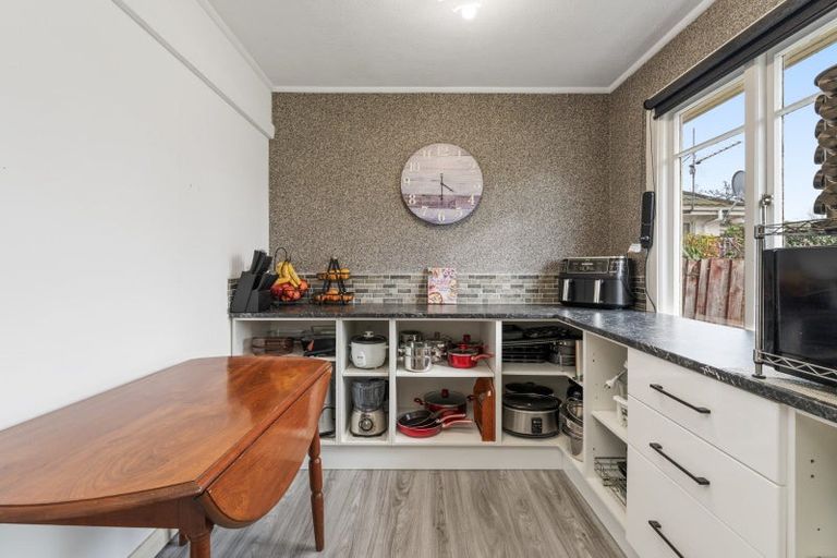 Photo of property in 64 Bush Road, Mosgiel, 9024