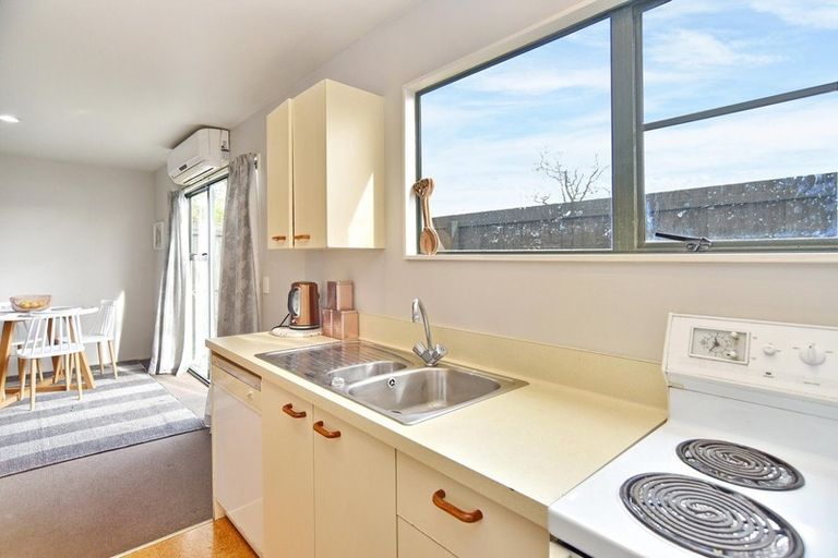 Photo of property in 7 Gracefield Avenue, Christchurch Central, Christchurch, 8013