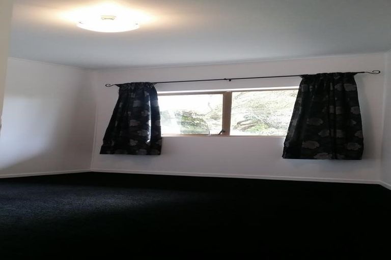 Photo of property in 9 Ridd Crescent, Karori, Wellington, 6012