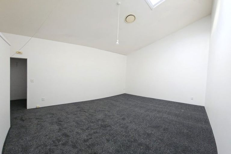Photo of property in 5u4 Hopper Street, Mount Cook, Wellington, 6011