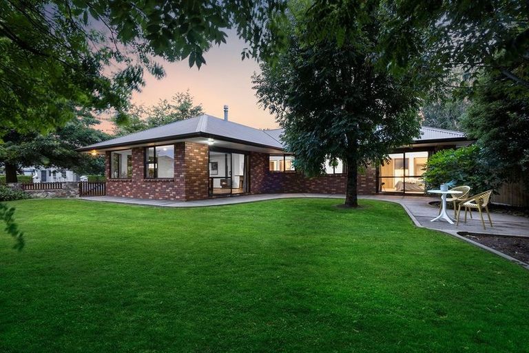 Photo of property in 39 Hagart-alexander Drive, Mosgiel, 9024