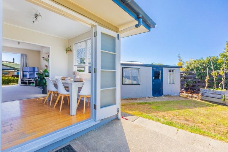 Photo of property in 33 Breadalbane Road, Havelock North, 4130