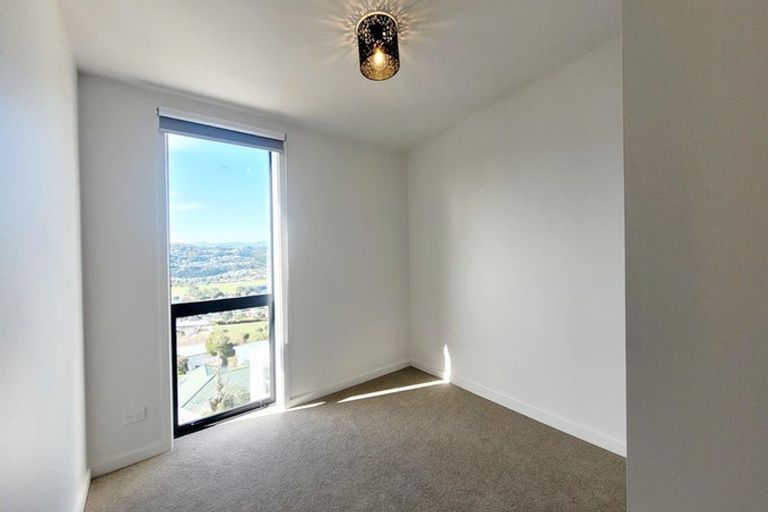Photo of property in 8 Silvereye Way, Johnsonville, 6037