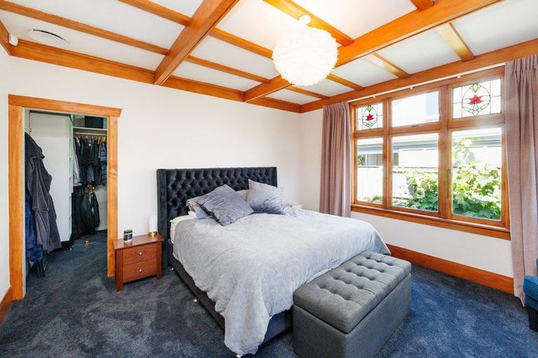 Photo of property in 116 Heretaunga Street, Palmerston North, 4414