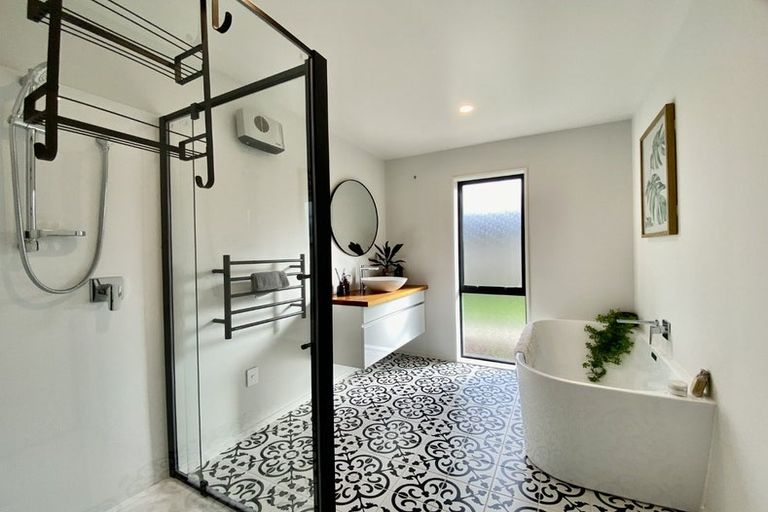 Photo of property in 1 Newman Road, Rolleston, 7614