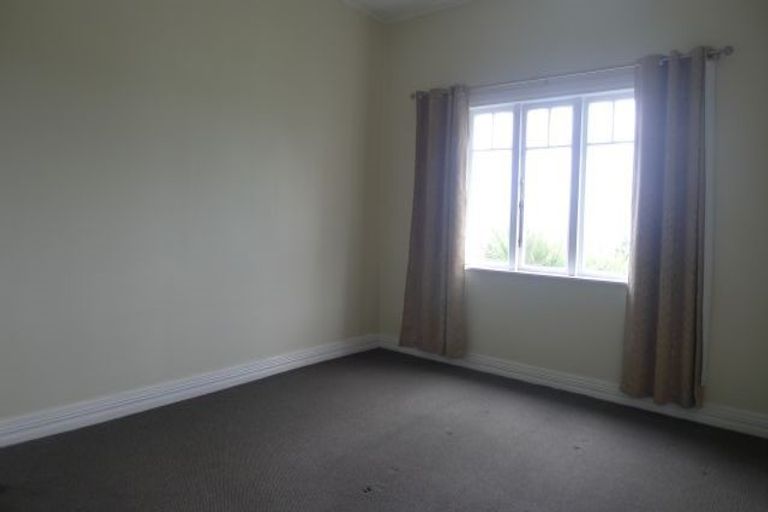 Photo of property in 85 Todman Street, Brooklyn, Wellington, 6021