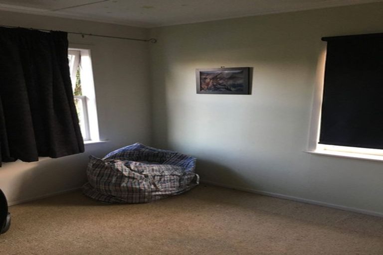 Photo of property in 2/170 Old Wairoa Road, Papakura, 2110