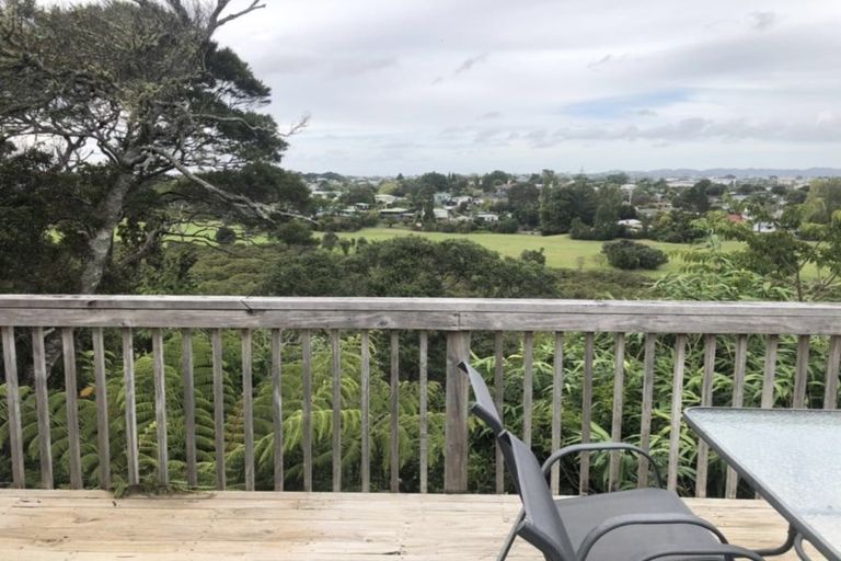 Photo of property in 125c Colwill Road, Massey, Auckland, 0614