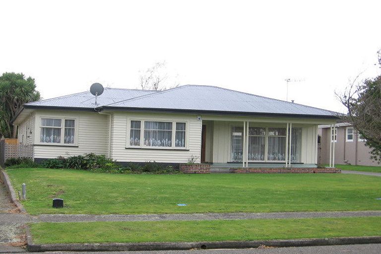 Photo of property in 33a Saint Albans Avenue, Hokowhitu, Palmerston North, 4410