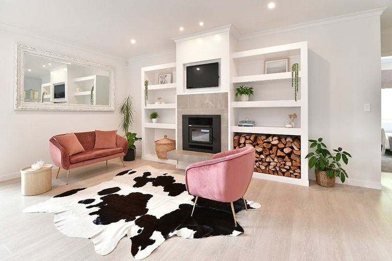 Photo of property in 100 Durey Road, Dairy Flat, Albany, 0792