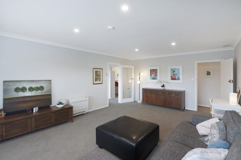 Photo of property in 1a Leybourne Avenue, Waikanae, 5036