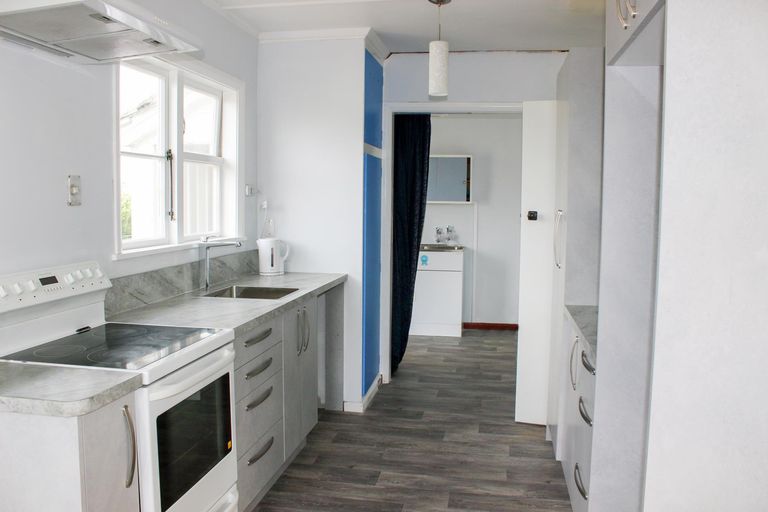 Photo of property in 5 Mclean Street, Oamaru North, Oamaru, 9400
