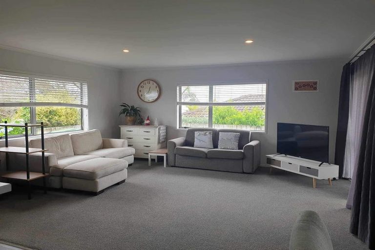 Photo of property in 32 Excelsa Place, Papamoa Beach, Papamoa, 3118