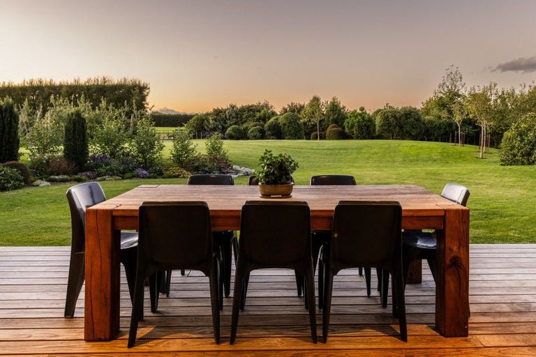 Photo of property in 91 Basil Road, Meeanee, Napier, 4112