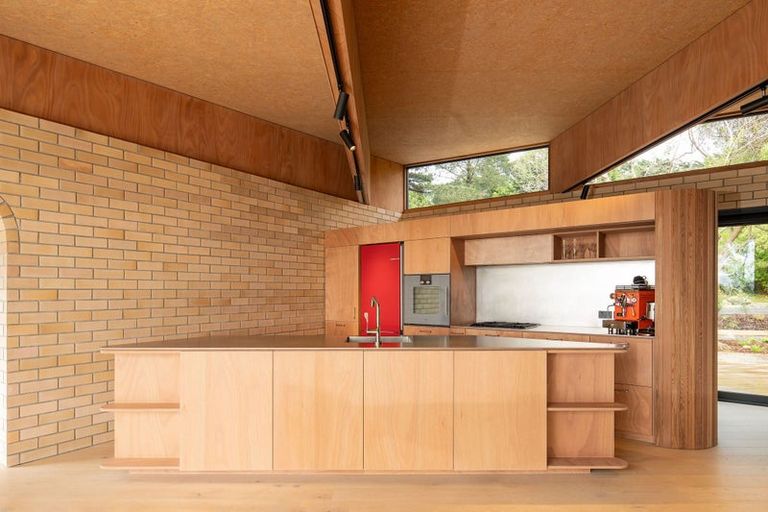 Photo of property in 109b Cliffs Road, Saint Clair, Dunedin, 9012