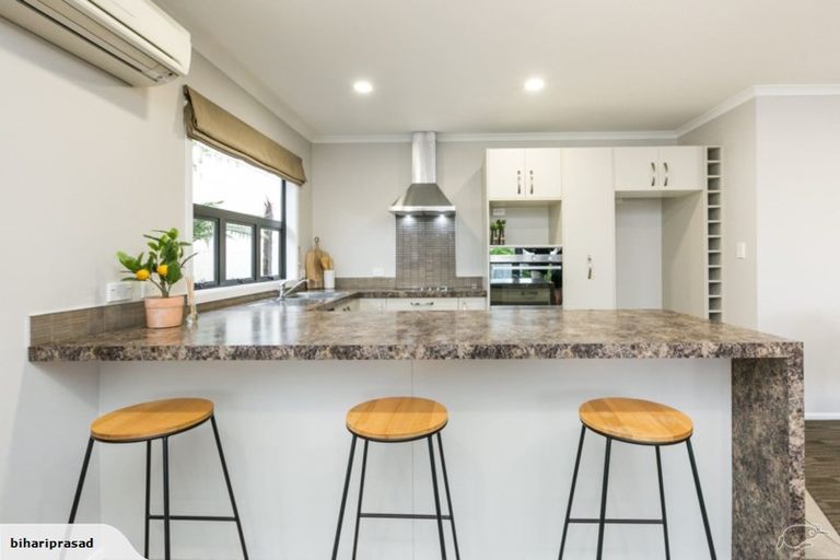 Photo of property in 137 Gloucester Street, Taradale, Napier, 4112