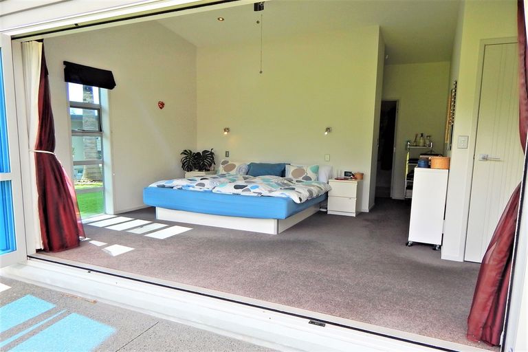 Photo of property in 1 Kotare Heights, Kerikeri, 0230
