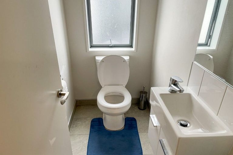 Photo of property in 9 Longueval Lane, Broomfield, Christchurch, 8042