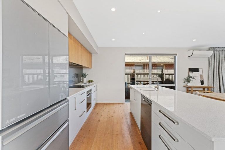 Photo of property in 91 Dover Street, St Albans, Christchurch, 8014