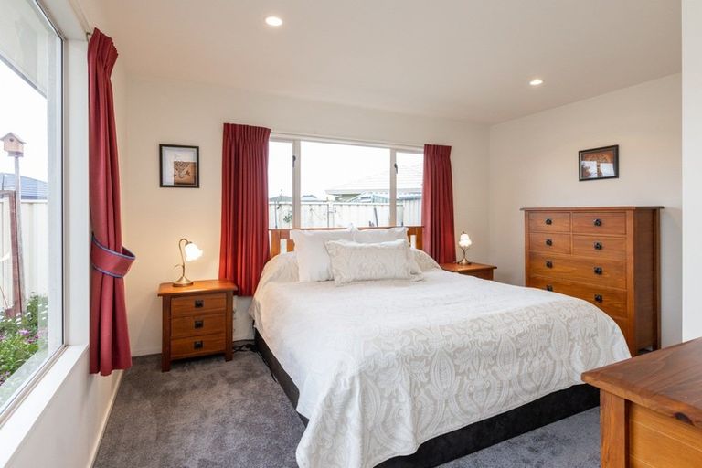Photo of property in 21 Pukekura Place, Taradale, Napier, 4112