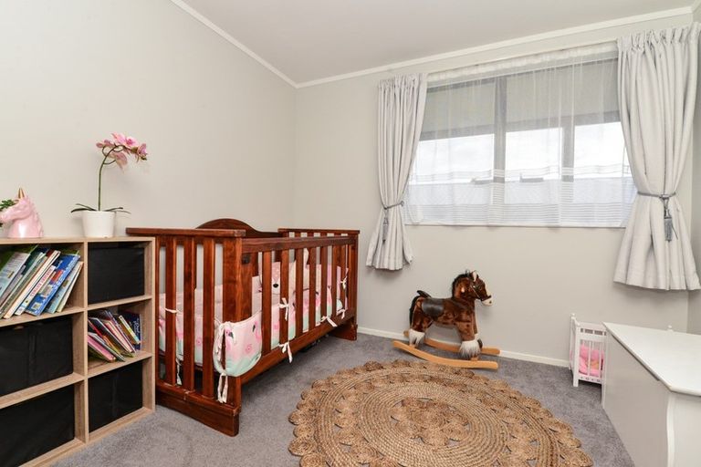 Photo of property in 23 Lachlan Drive, Dinsdale, Hamilton, 3204