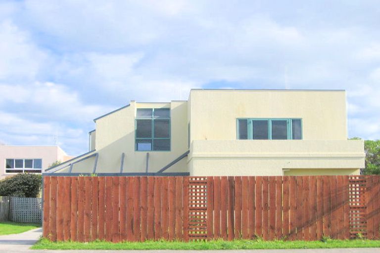Photo of property in 626b Papamoa Beach Road, Papamoa Beach, Papamoa, 3118