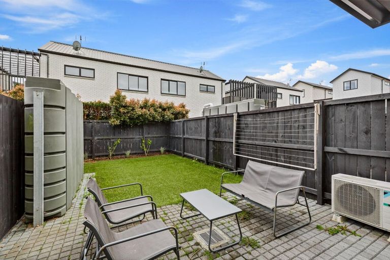 Photo of property in 11 Kerewhenua Crescent, Hobsonville, Auckland, 0616